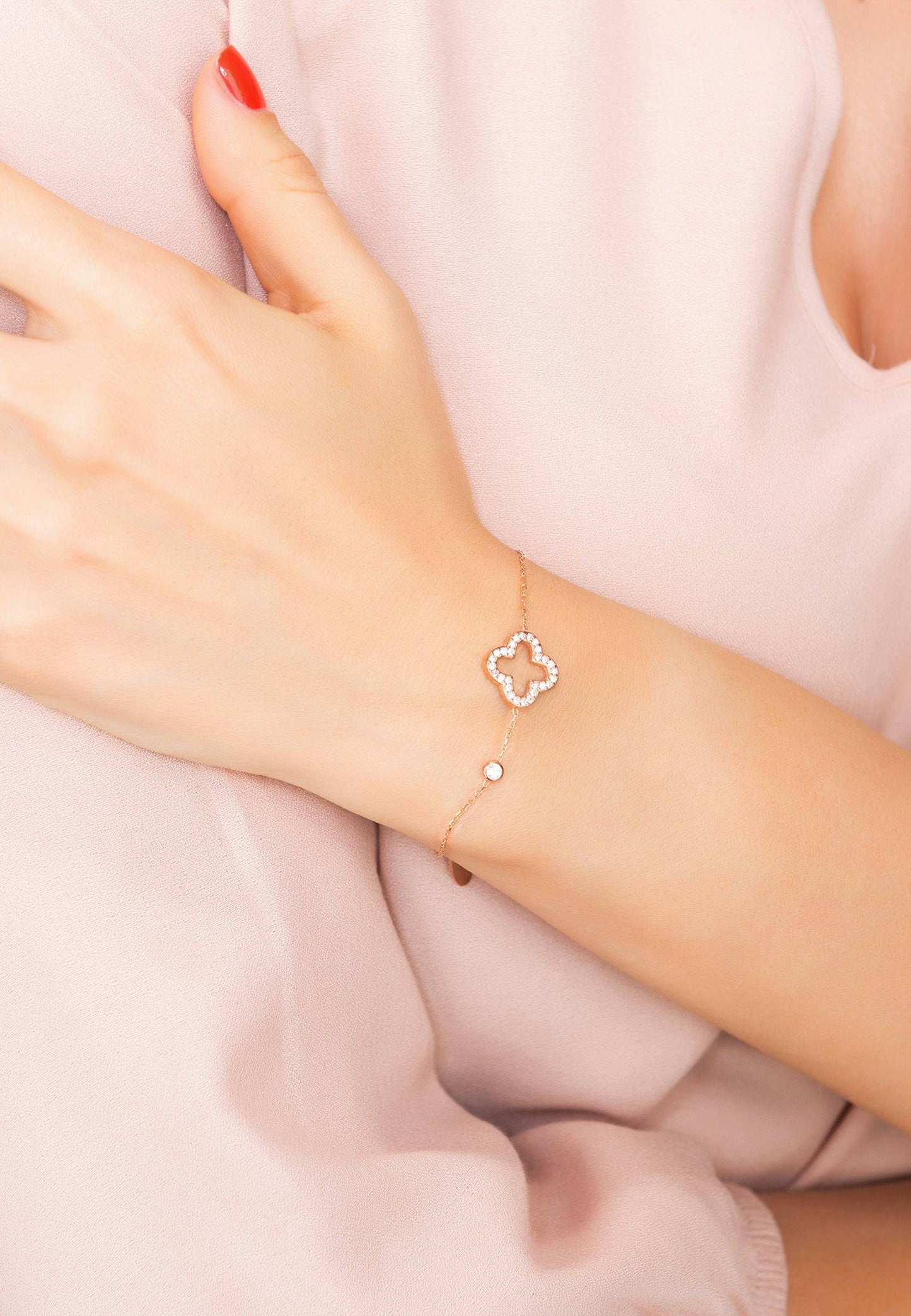 Lucky Clover Bracelet ✨ - Elegance in Gold Plated Sterling Silver