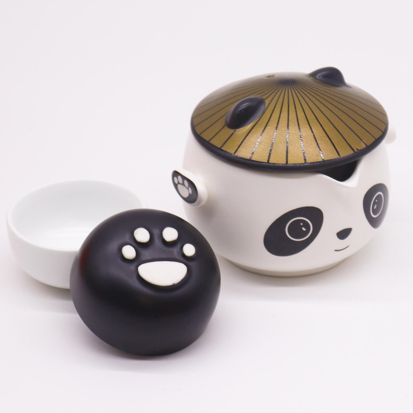 Kung Fu Panda Tea Set - Teapot with infuser and 2 cups in a travel case