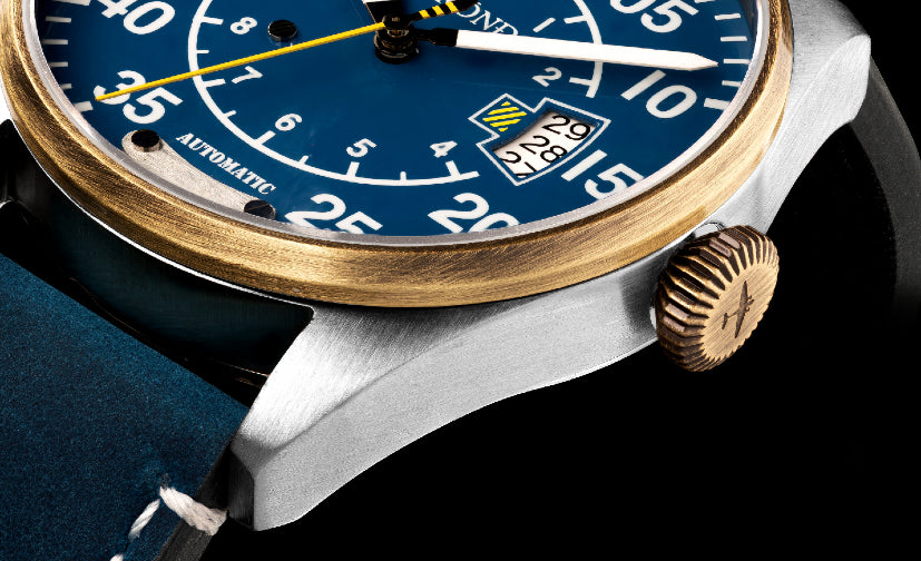 "STOND DC-4 Automatic Blue - A journey through time with the soul of a legend"