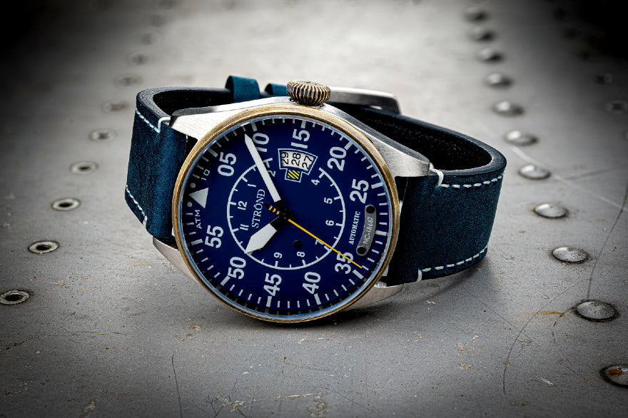 "STOND DC-4 Automatic Blue - A journey through time with the soul of a legend"