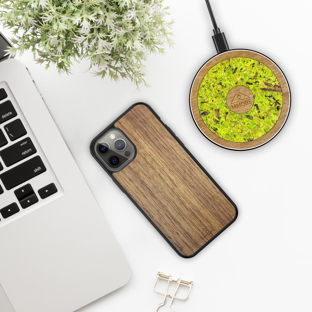 "ZenWood™ - Das Ladegerät, das Eleganz, Energie und Nachhaltigkeit vereint".