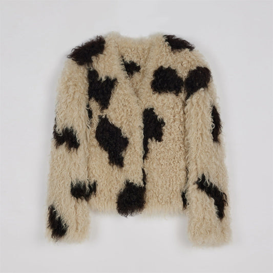 Abrigo Corto de Piel Rizada Bicolor — Estilo Único con Textura Natural y Encanto Urbano Women's Fashion - Women's Clothing - Jackets & Coats - Real Fur | Zulter VIP