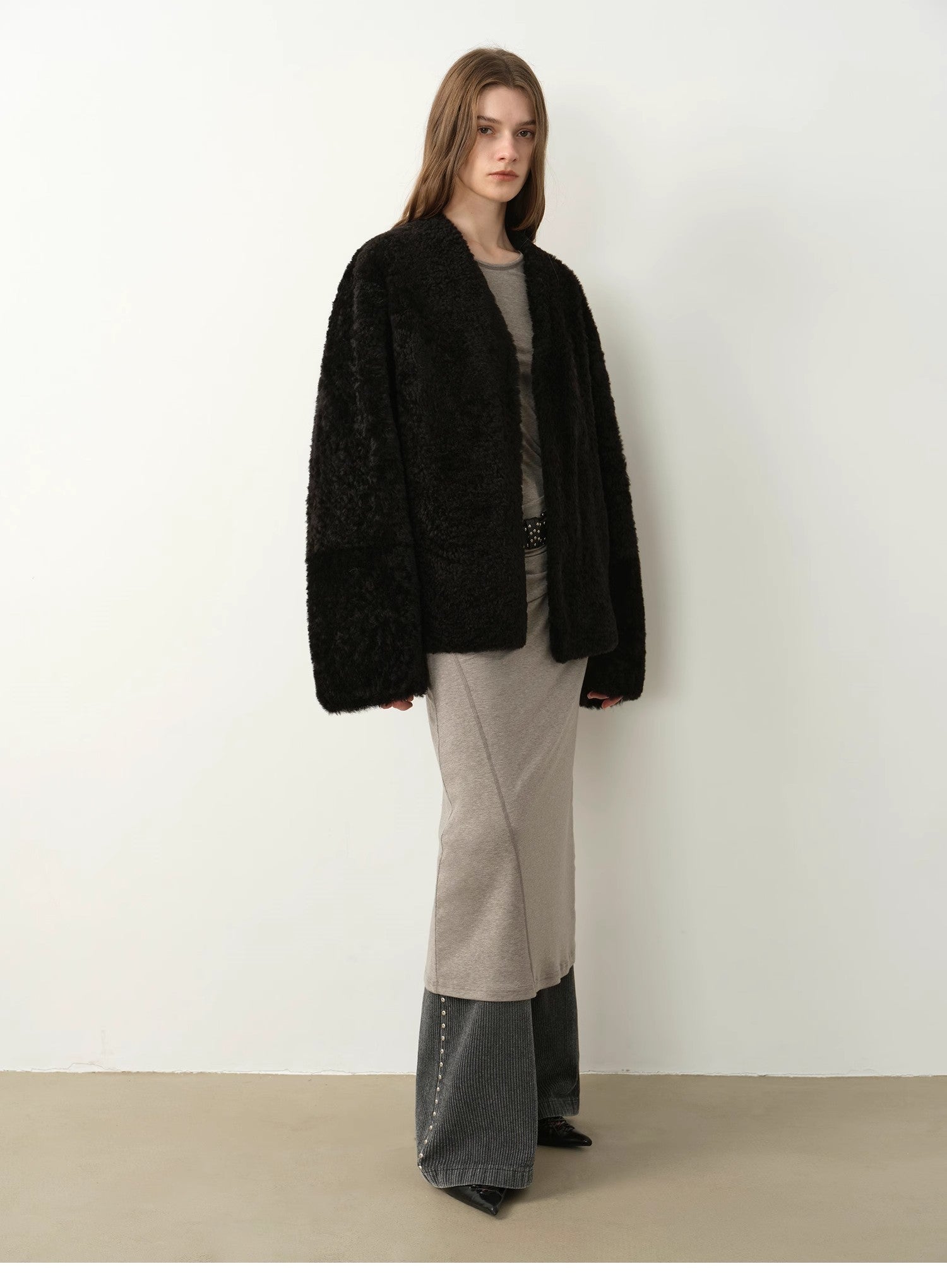 Abrigo de Piel de Oveja “Paris Night” — Elegancia Natural con el Toque del Lujo Europeo Women's Fashion - Women's Clothing - Jackets & Coats - Real Fur | Zulter VIP