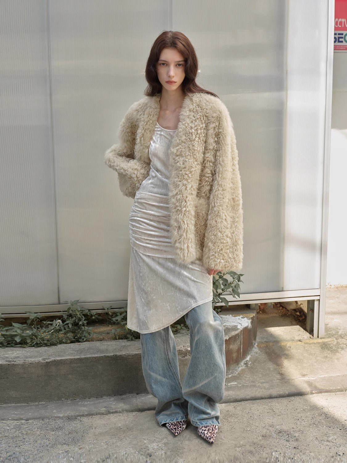 Abrigo de Piel Toscana Italiana — Calidez Natural con Elegancia Atemporal Women's Fashion - Women's Clothing - Jackets & Coats - Real Fur | Zulter VIP