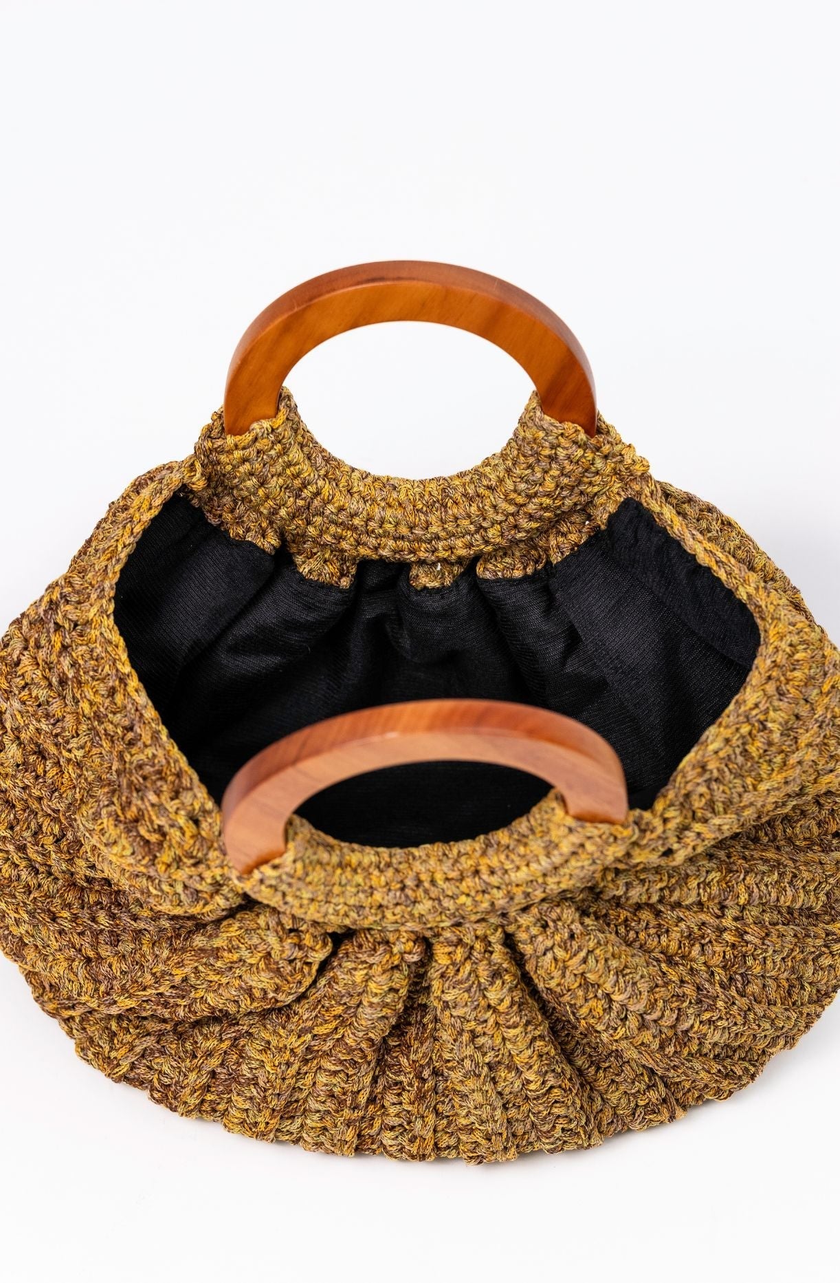 Bolso artesanal con alma de madera natural y elegancia atemporal Bags & Luggage - Women's Bags - Top - Handle Bags | Zulter VIP .