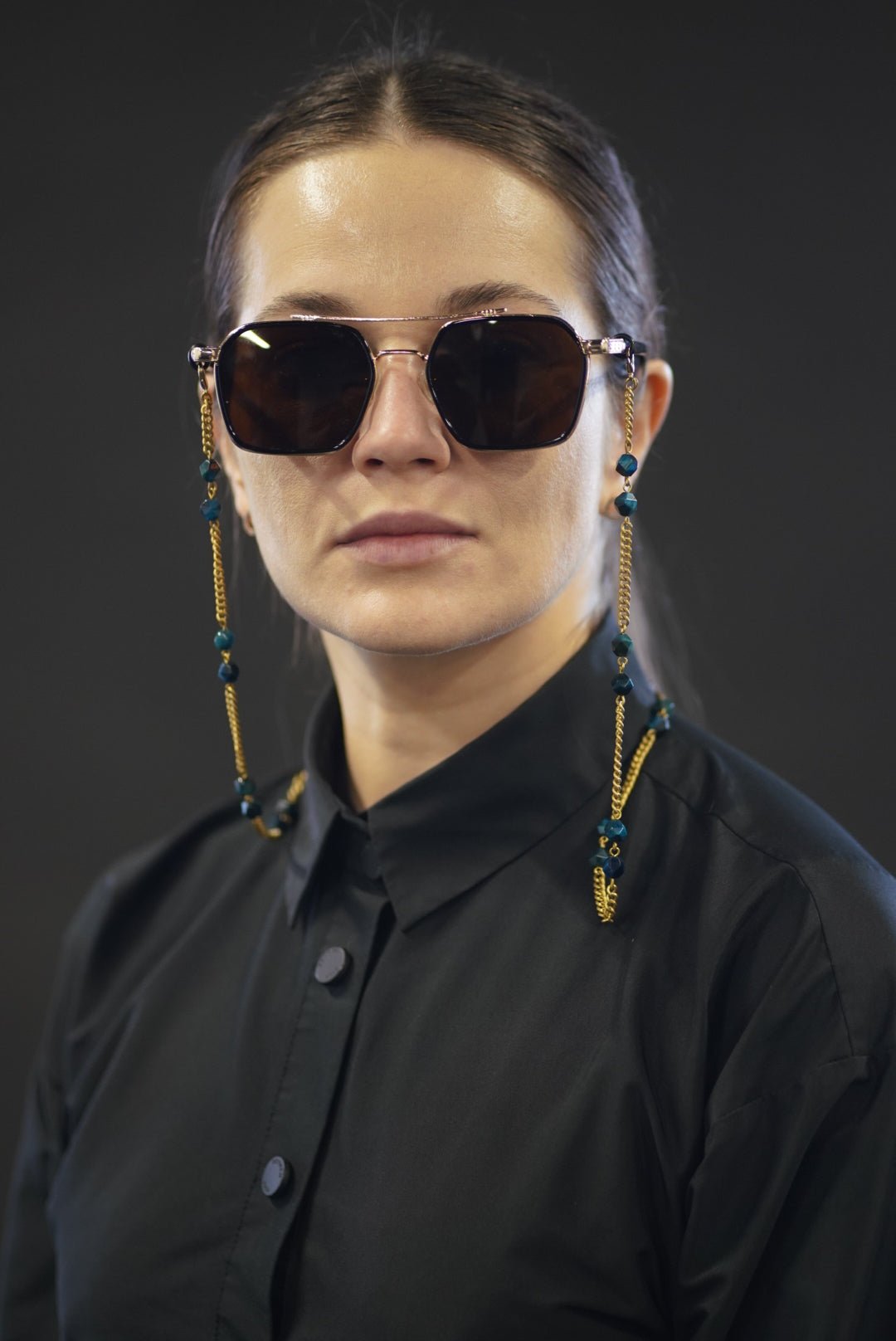 Cadena para gafas con piedra Ojo de Tigre Azul – Blue Tiger Sunglasses Chain Women's Fashion - Women's Accessories - Women's Glasses - Eyewear Accessories | Zulter VIP