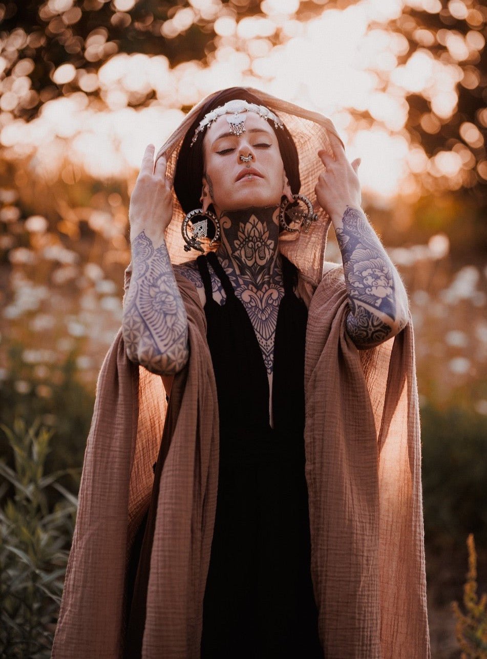 Caftán Nómada de Algodón 100% – Estilo Bohemio, Ligero y Atemporal Women's Fashion - Women's Clothing - Hoodies & Sweatshirts | Zulter VIP