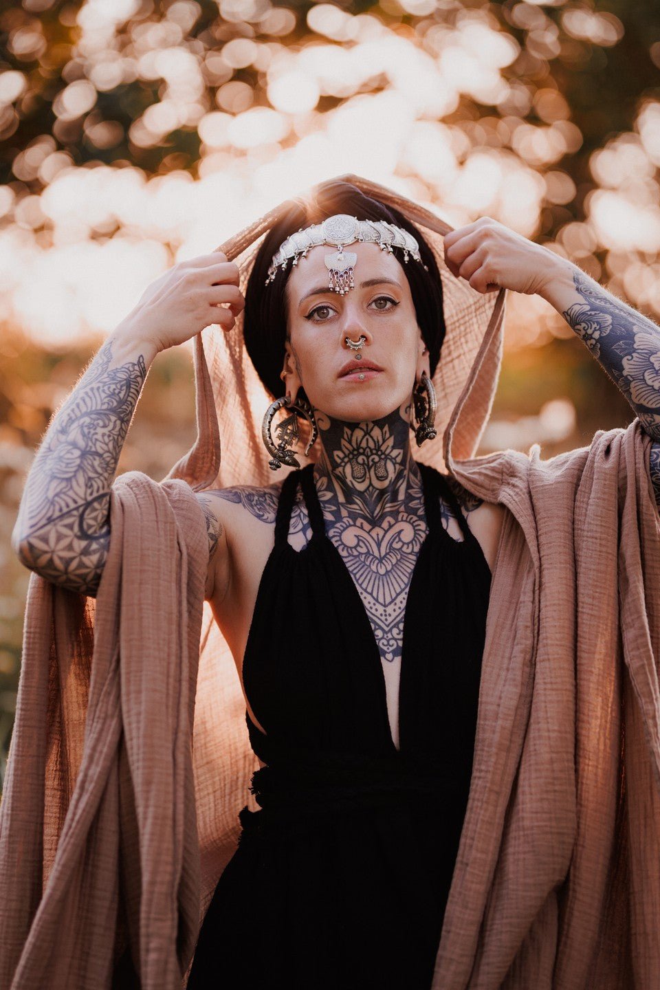 Caftán Nómada de Algodón 100% – Estilo Bohemio, Ligero y Atemporal Women's Fashion - Women's Clothing - Hoodies & Sweatshirts | Zulter VIP