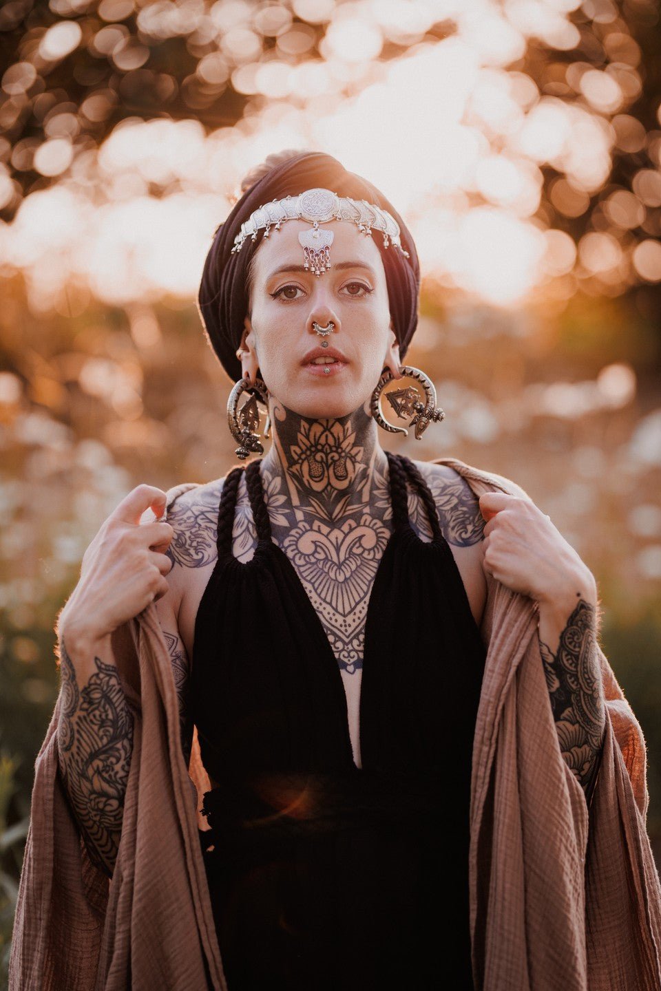 Caftán Nómada de Algodón 100% – Estilo Bohemio, Ligero y Atemporal Women's Fashion - Women's Clothing - Hoodies & Sweatshirts | Zulter VIP