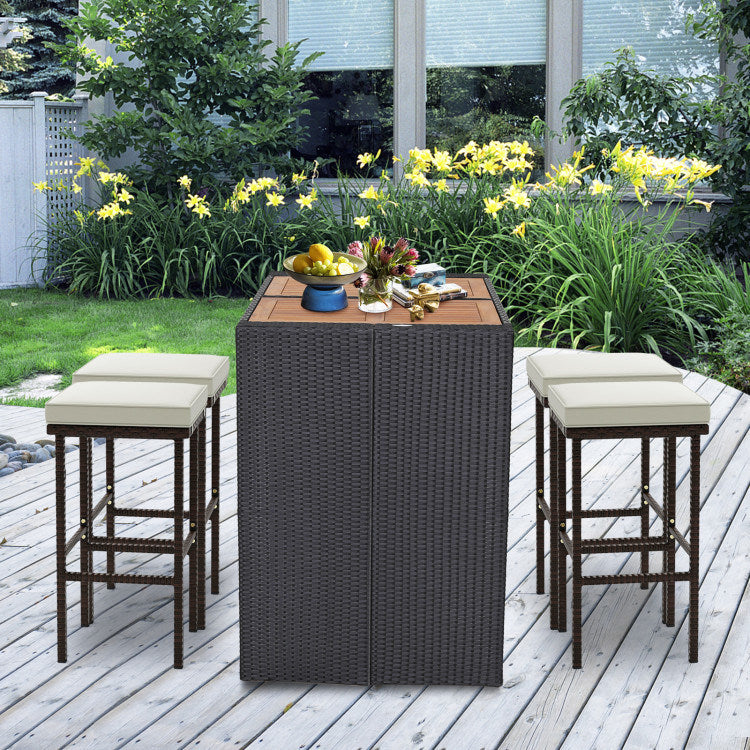 Juego de 2 taburetes altos de mimbre con cojín y reposapiés | Patio elegante & barra exclusiva