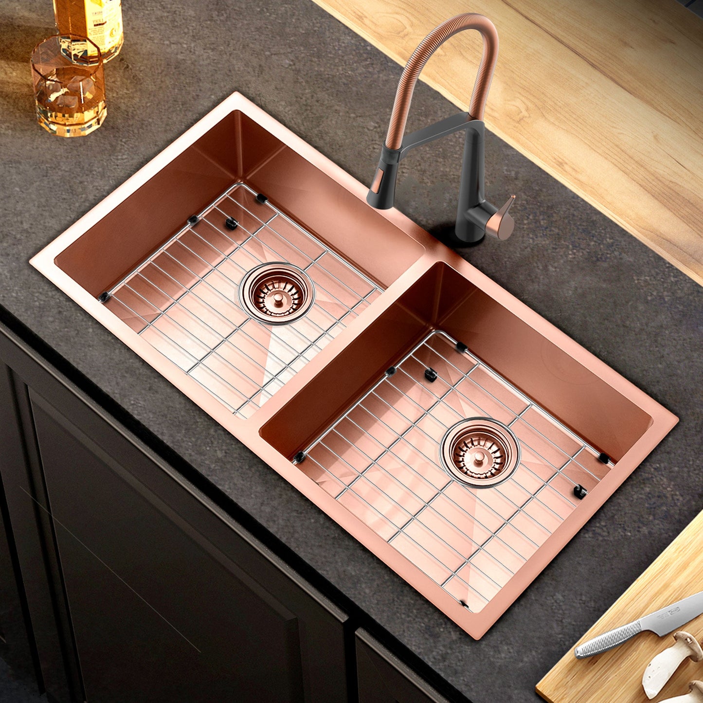 Fregadero de cocina de 33” doble seno, instalación bajo encimera, acabado Nano PVD Oro / Oro Rosa Home & Garden - Home Improvement - Kitchen Fixtures - Kitchen Sinks | Zulter VIP .