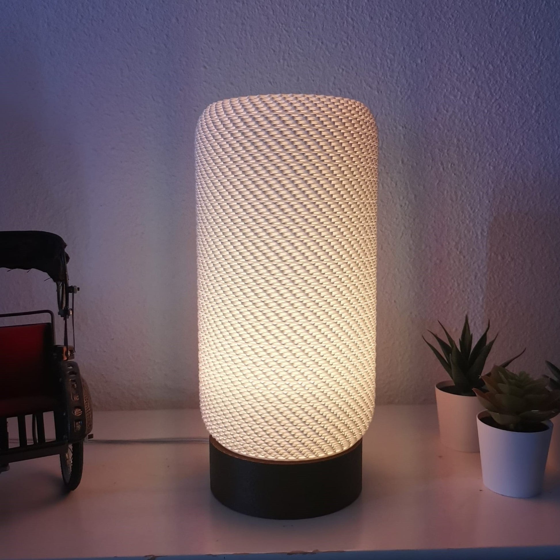 Haloform Portátil — Lámpara LED de diseño, inalámbrica y recargable Home & Garden - Home Improvement - Lights & Lighting - Portable Lighting | Zulter VIP