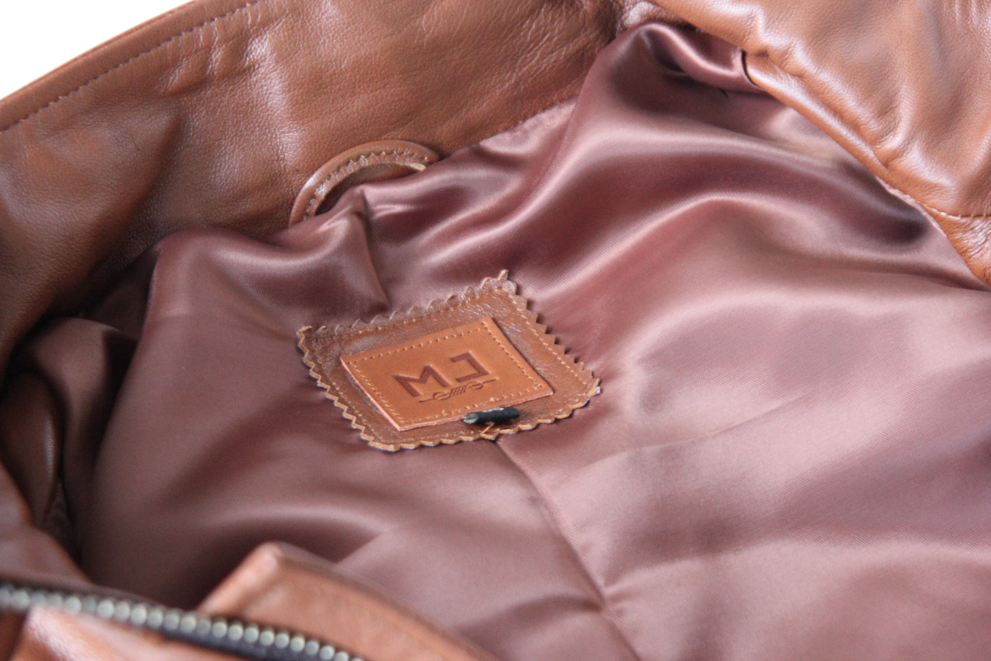 🔥 HUGO Herren Lederjacke - Zeitloser Stil & rebellische Eleganz