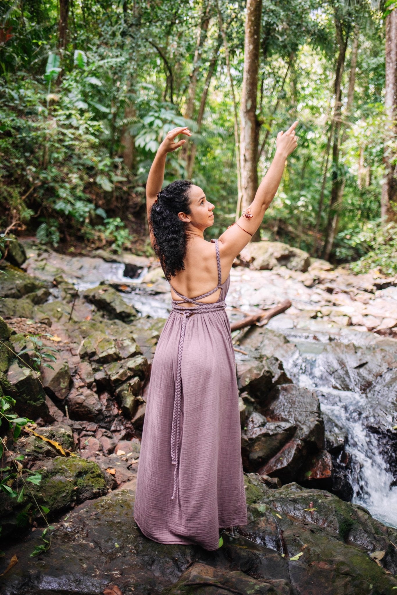 Marea Lunar – Vestido Largo Bohemio de Algodón Orgánico y Estilo Atemporal Women's Fashion - Weddings & Events - Evening Dresses | Zulter VIP