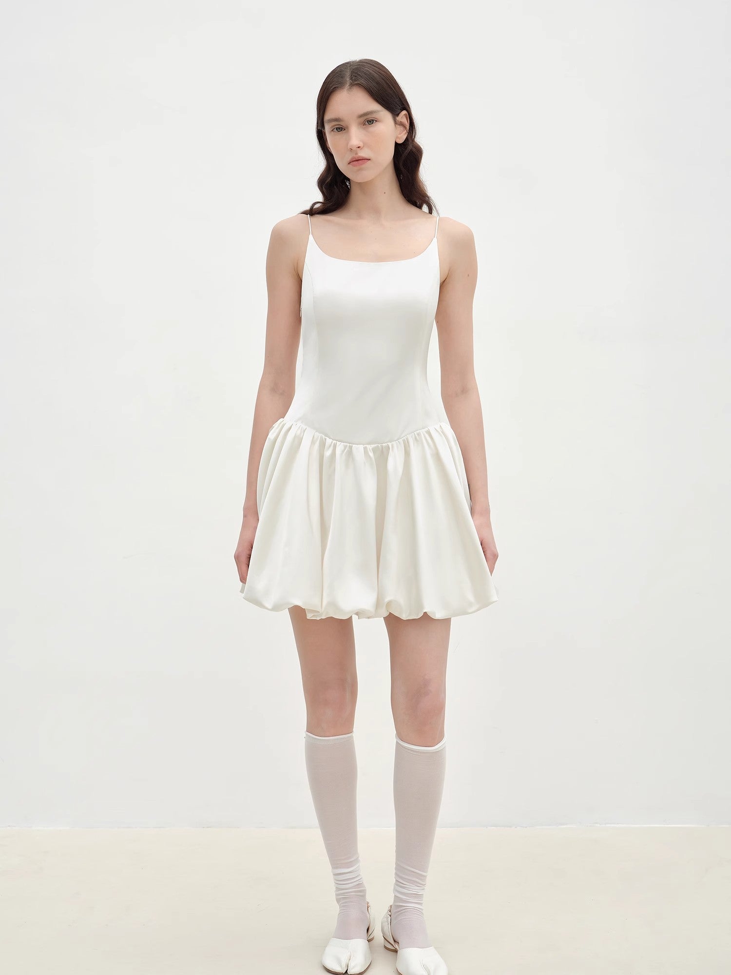 Vestido Lencero de Satén y Acetato — Elegancia Líquida con Brillo de Lujo Women's Fashion - Women's Clothing - Dress - Sleeveless Dress | Zulter VIP