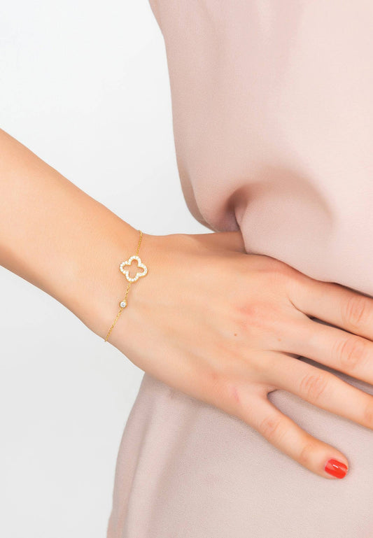Pulsera Trébol de la Suerte ✨ — Elegancia en Plata de Ley bañada en Oro