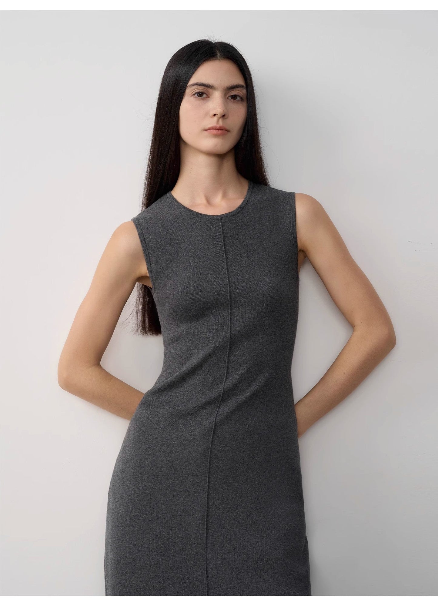 ✨ Exklusives langes Kleid aus Merinowolle "Island Letters" - Zeitlose Eleganz von Zulter VIP