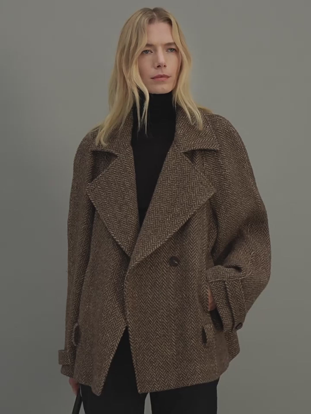 Exclusive Italian "Warm Cocoon" Coat in Virgin Wool and Linen - Cocoon Cut, Herringbone Pattern, Haute Couture