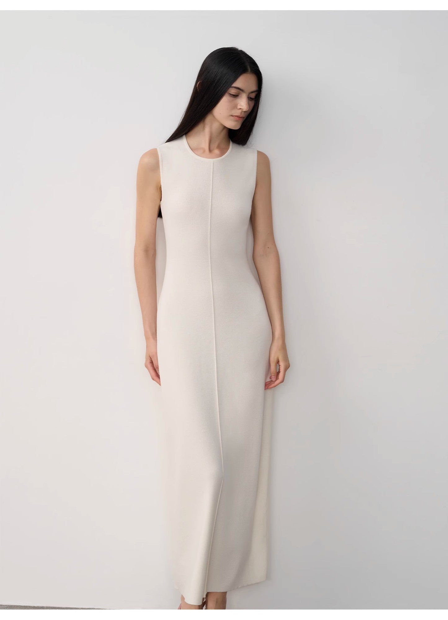 ✨ Exklusives langes Kleid aus Merinowolle "Island Letters" - Zeitlose Eleganz von Zulter VIP