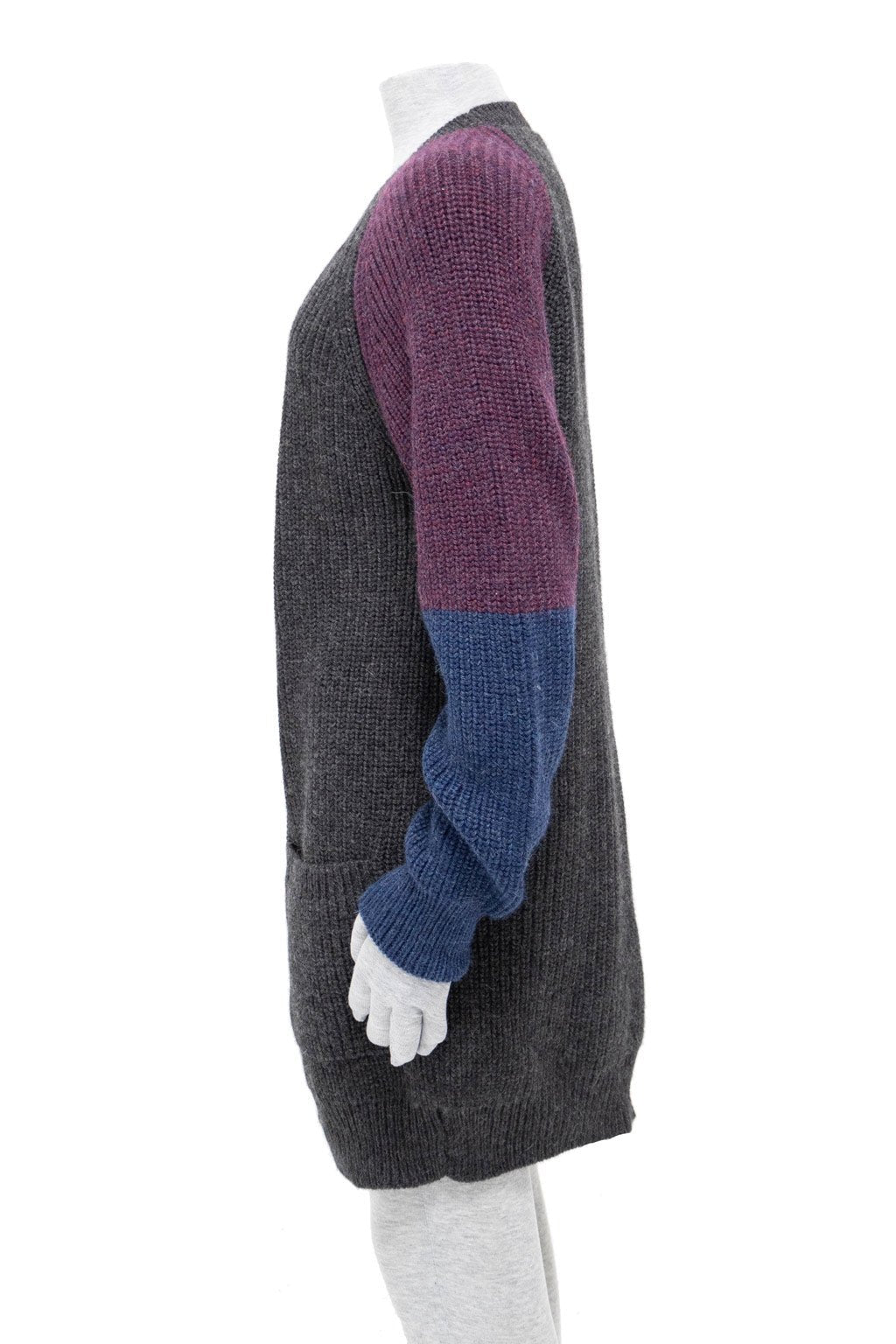 Abrigo de alpaca suave en tonos amatista Women's Fashion - Women's Clothing - Sweaters - Cardigans | Zulter VIP .