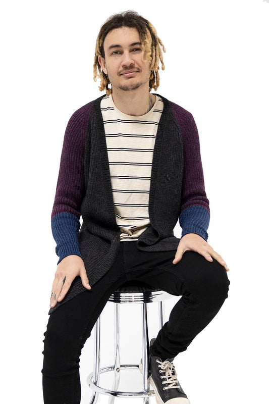 Abrigo de alpaca suave en tonos amatista Women's Fashion - Women's Clothing - Sweaters - Cardigans | Zulter VIP .