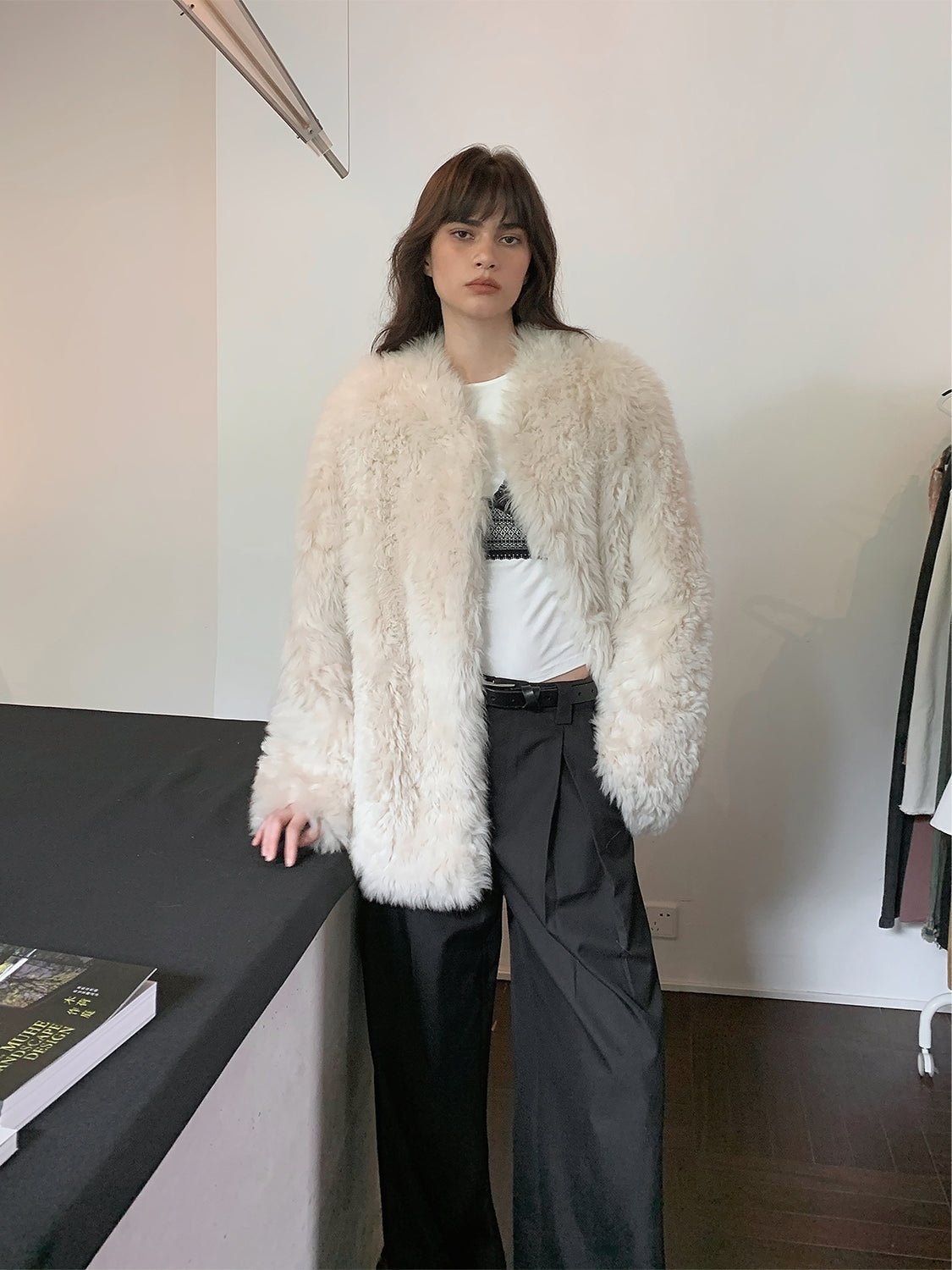 "Abrigo de Piel Toscana Premium - Lujo, Calidez y Elegancia Atemporal Women's Fashion - Women's Clothing - Jackets & Coats - Real Fur | Zulter VIP