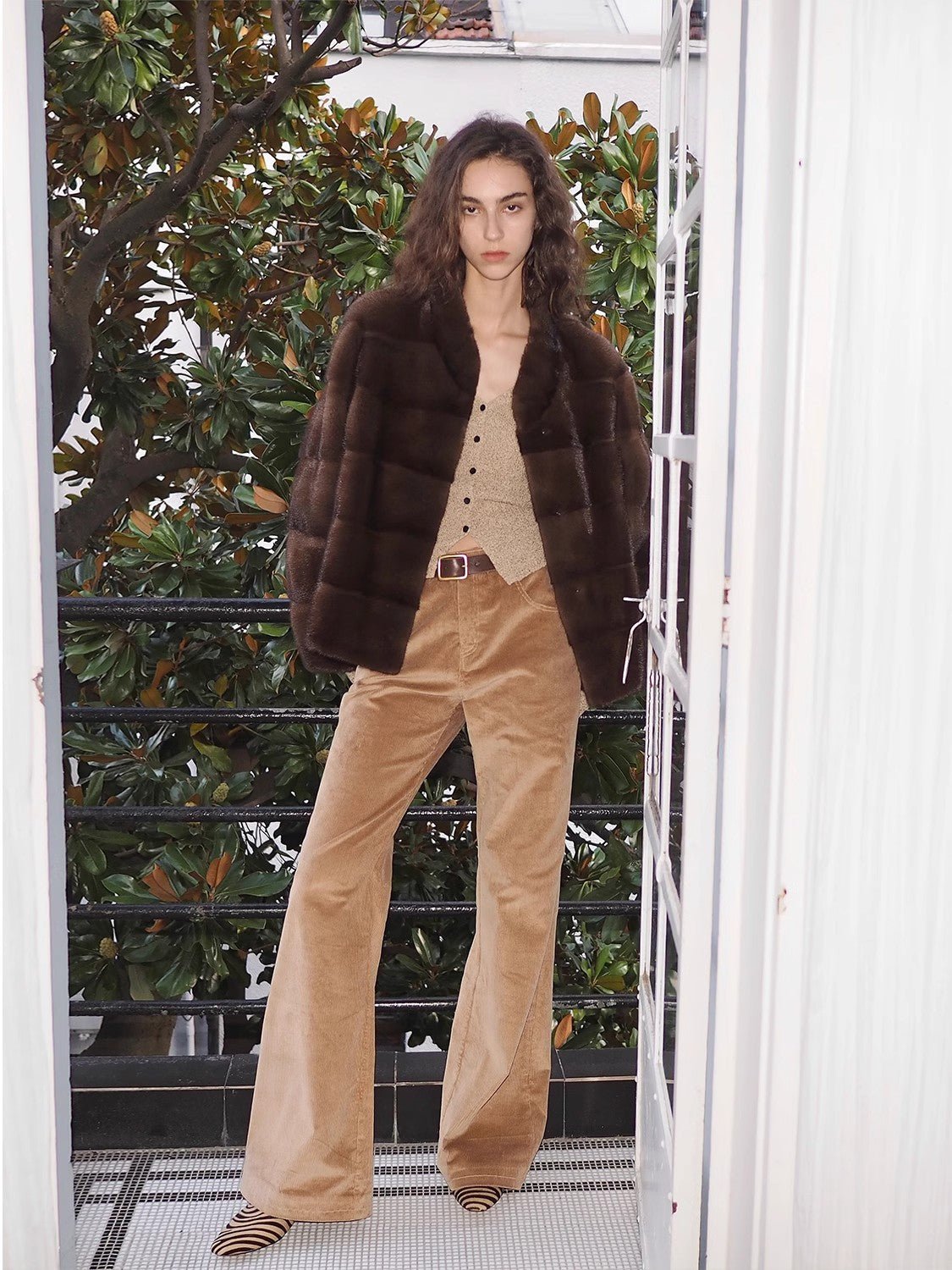 Abrigo de Visón Premium con Etiqueta Morada Importada – Hollywood Nights Women's Fashion - Women's Clothing - Jackets & Coats - Real Fur | Zulter VIP .