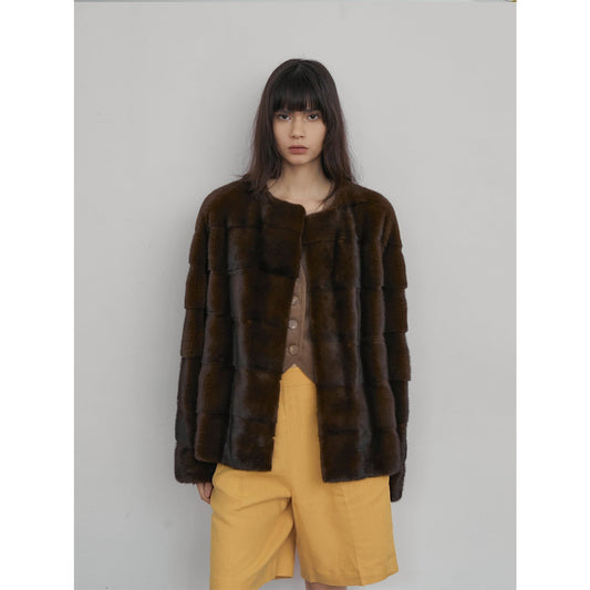 Abrigo de Visón Vintage Premium con Acabado de Terciopelo – Elegancia Invernal Exclusiva Women's Fashion - Women's Clothing - Jackets & Coats - Real Fur | Zulter VIP .