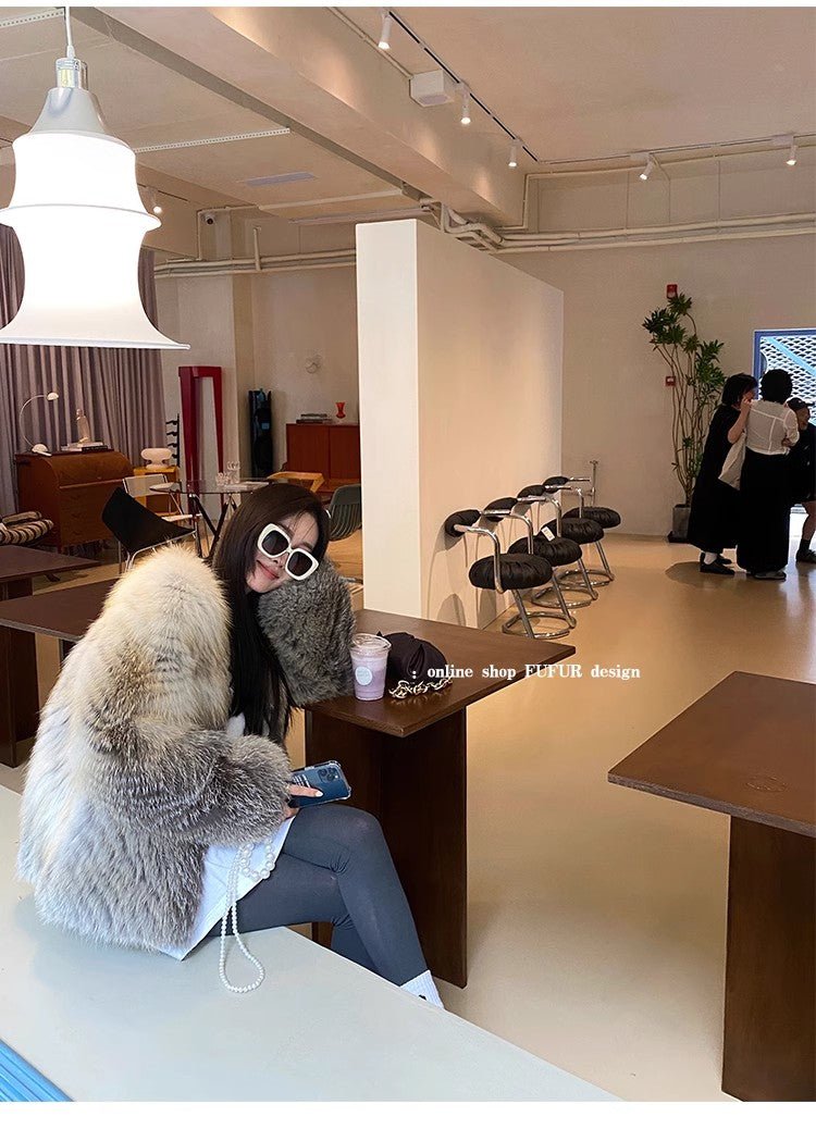 Abrigo de zorro natural en tonos coloridos importado desde Finlandia Women's Fashion - Women's Clothing - Jackets & Coats - Real Fur | Zulter VIP .