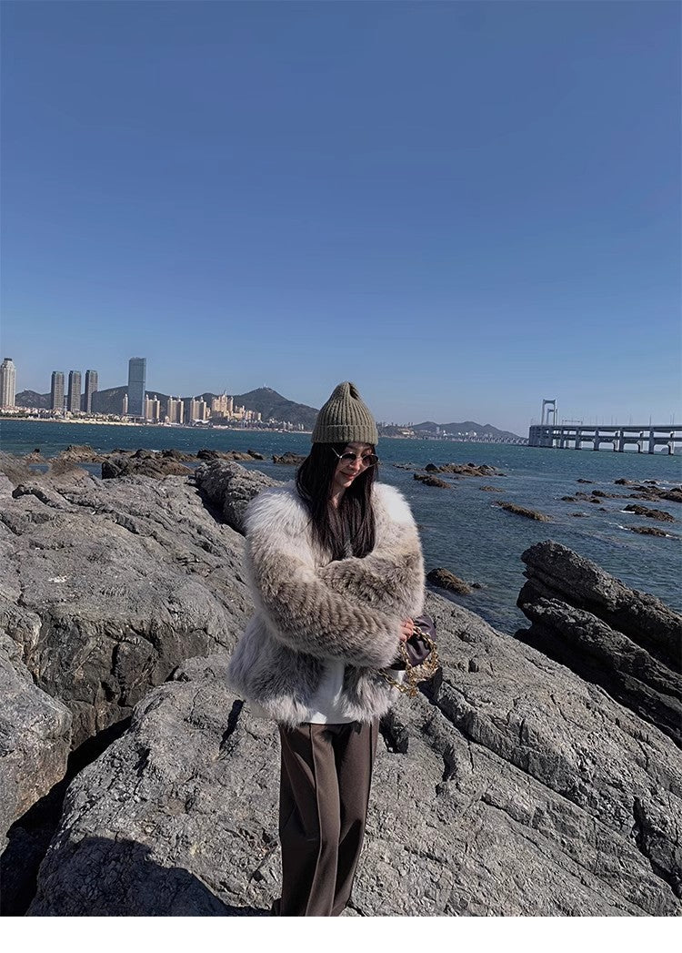 Abrigo de zorro natural en tonos coloridos importado desde Finlandia Women's Fashion - Women's Clothing - Jackets & Coats - Real Fur | Zulter VIP .