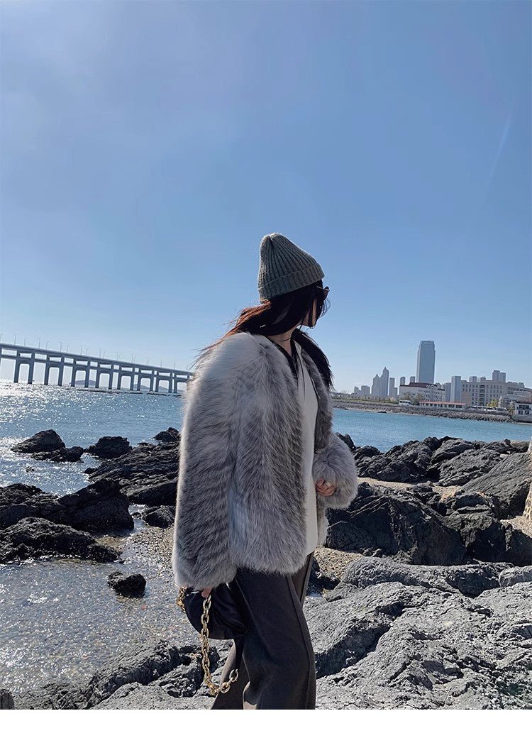 Abrigo de zorro natural en tonos coloridos importado desde Finlandia Women's Fashion - Women's Clothing - Jackets & Coats - Real Fur | Zulter VIP .