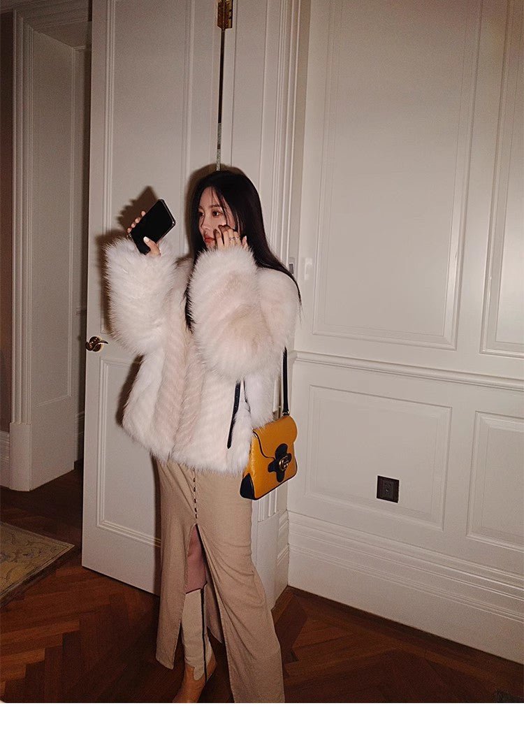 Abrigo de zorro natural en tonos coloridos importado desde Finlandia Women's Fashion - Women's Clothing - Jackets & Coats - Real Fur | Zulter VIP .