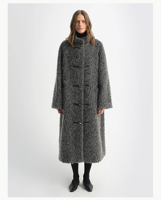 Abrigo Largo de Mohair y Lana Virgen — Suavidad, Calidez y Distinción Atemporal Women's Fashion - Women's Clothing - Jackets & Coats - Real Fur | Zulter VIP