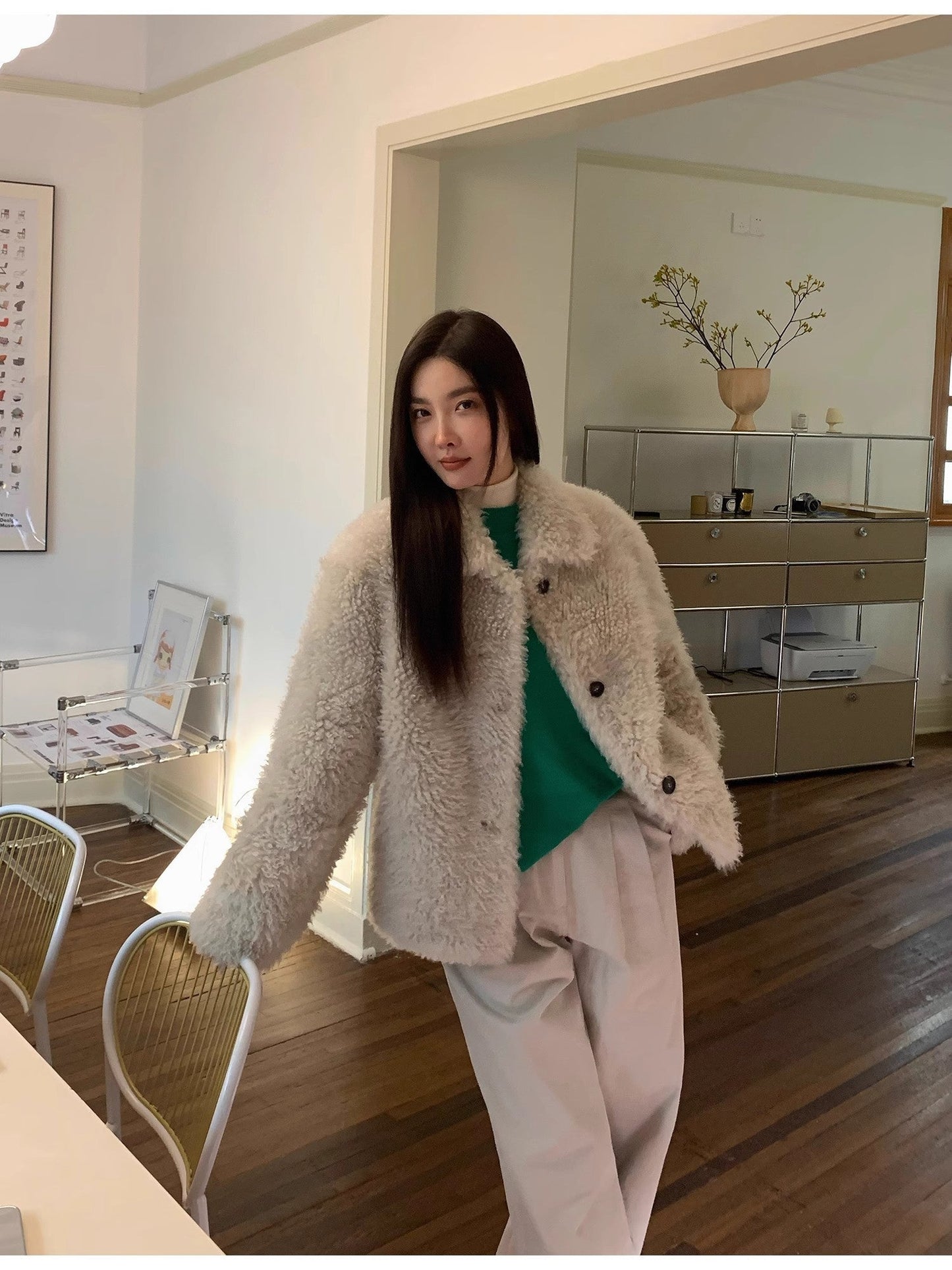 Abrigo recto de merino premium con solapa y capucha – Color Cloud Coffee Women's Fashion - Women's Clothing - Jackets & Coats - Real Fur | Zulter VIP