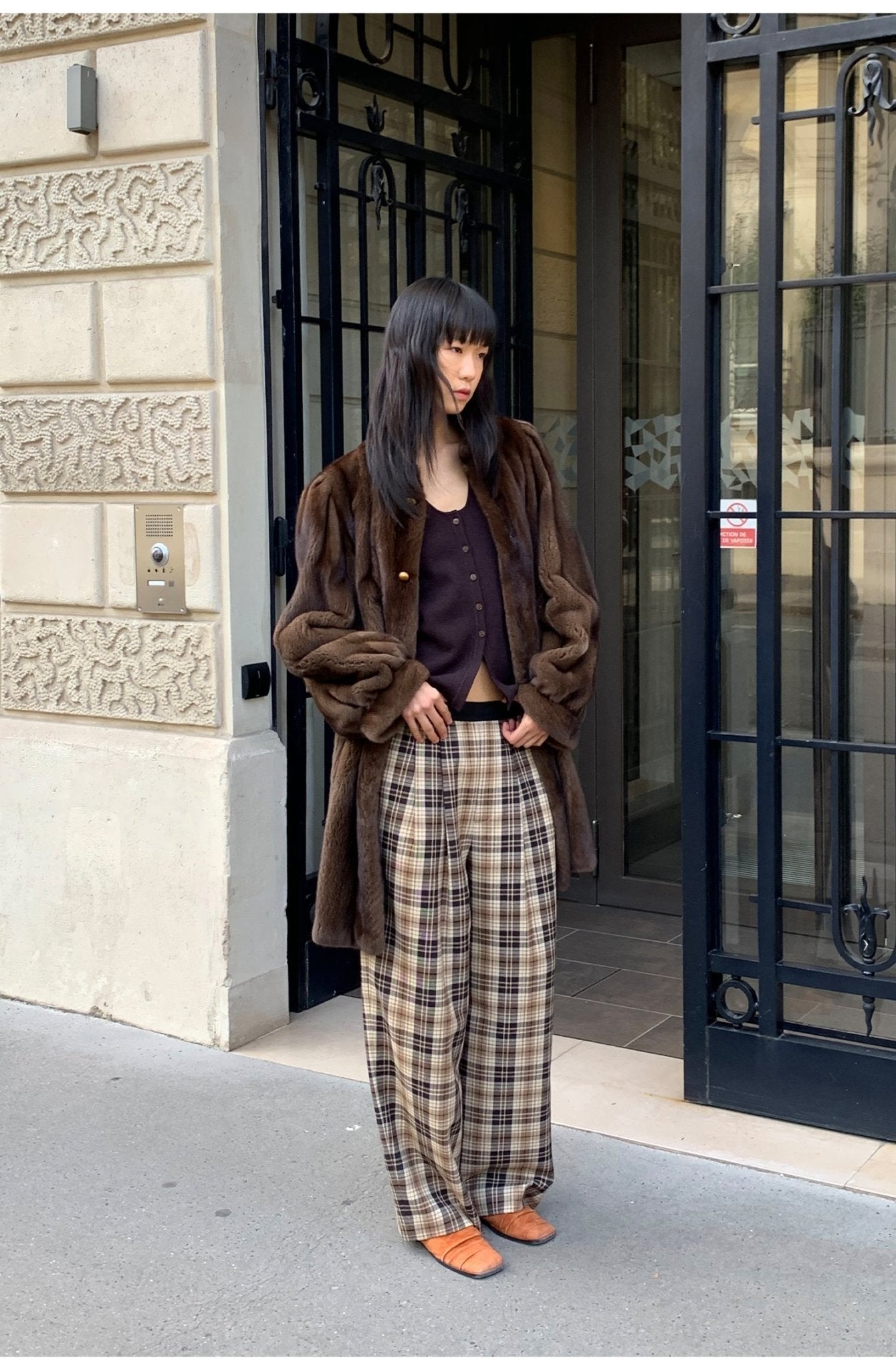 Abrigo Vintage de Piel Suave con Acabado Clásico Women's Fashion - Women's Clothing - Jackets & Coats - Real Fur | Zulter VIP .