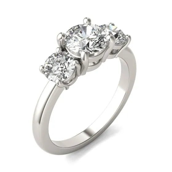 Anillo de compromiso de tres diamantes cultivados en laboratorio en oro de 14 quilates Jewelry & Accessories - Rings | Zulter VIP .