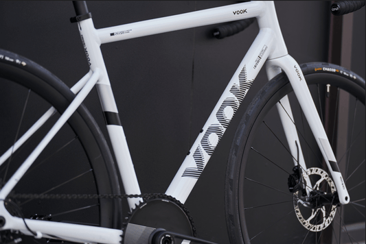 Bicicleta de Carretera Ultraligera Carbono + Aluminio – 13 Velocidades de Precisión Sports & Entertainment - Cycling - Bicycle | Zulter VIP