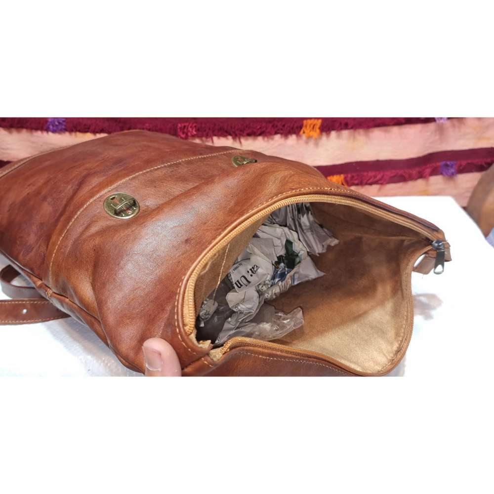 Bolsa artesanal Findak – Cuero auténtico hecho a mano, estilo y durabilidad Bags & Luggage - Women's Bags - Backpacks | Zulter VIP