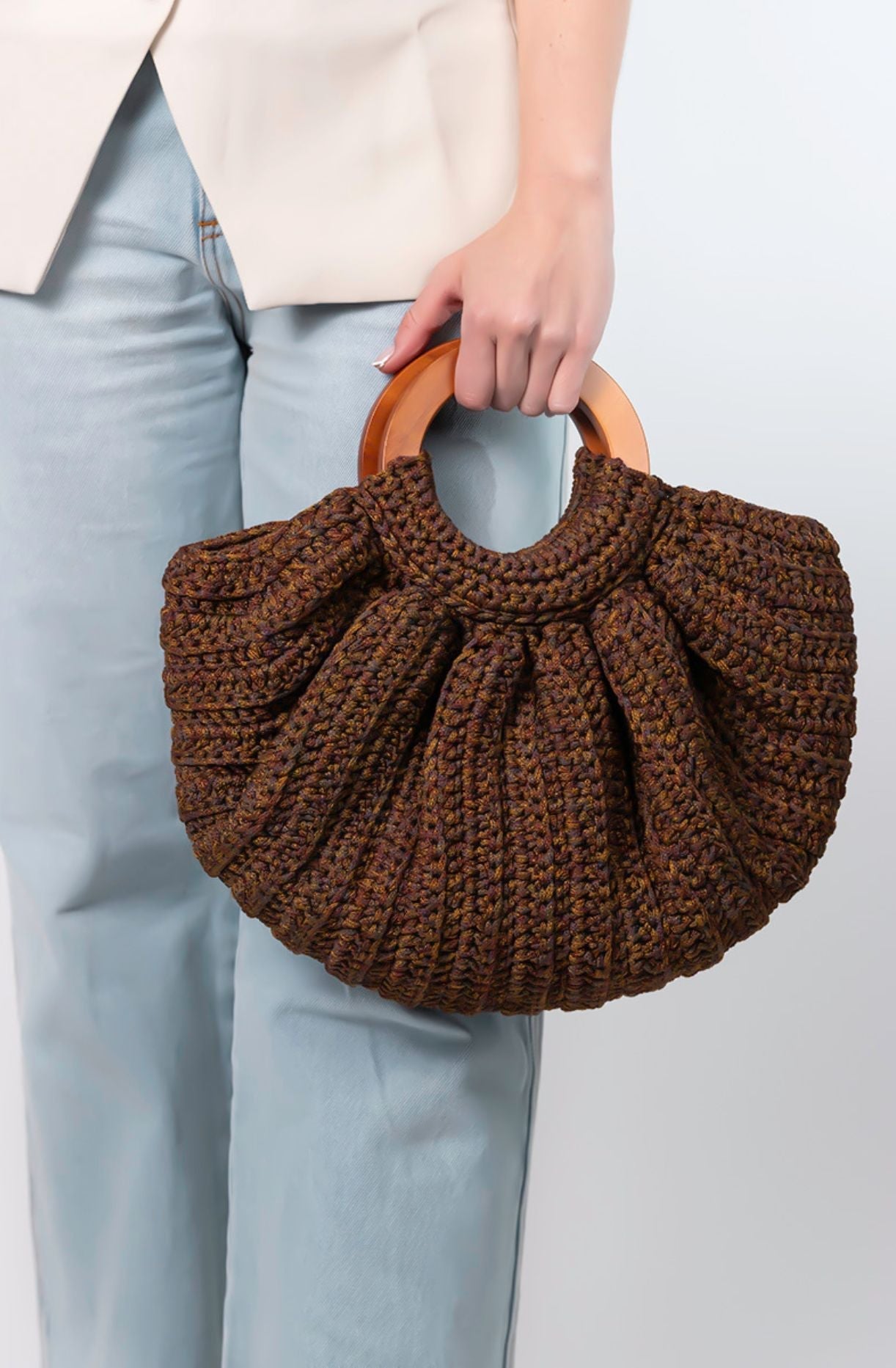 Bolso artesanal con alma de madera natural y elegancia atemporal Bags & Luggage - Women's Bags - Top - Handle Bags | Zulter VIP .