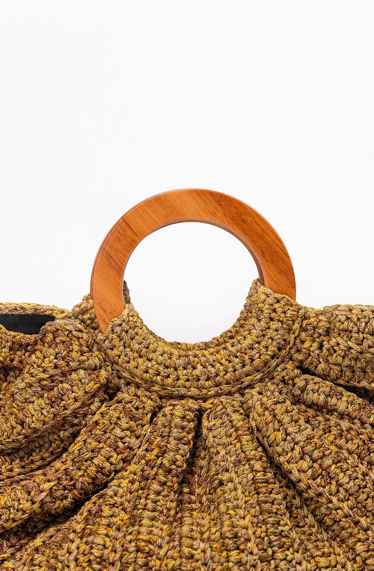 Bolso artesanal con alma de madera natural y elegancia atemporal Bags & Luggage - Women's Bags - Top - Handle Bags | Zulter VIP .