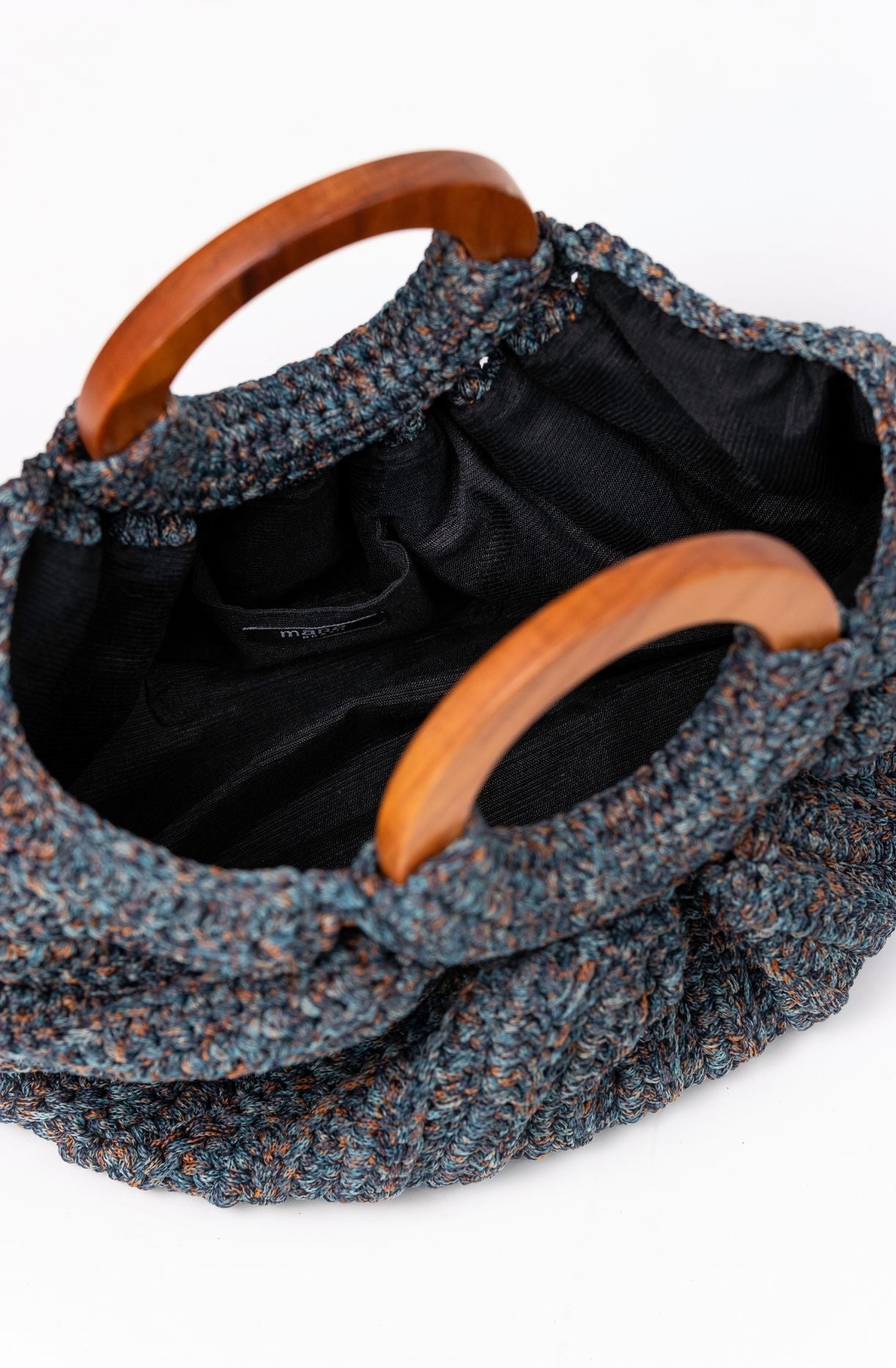 Bolso artesanal con alma de madera natural y elegancia atemporal Bags & Luggage - Women's Bags - Top - Handle Bags | Zulter VIP .