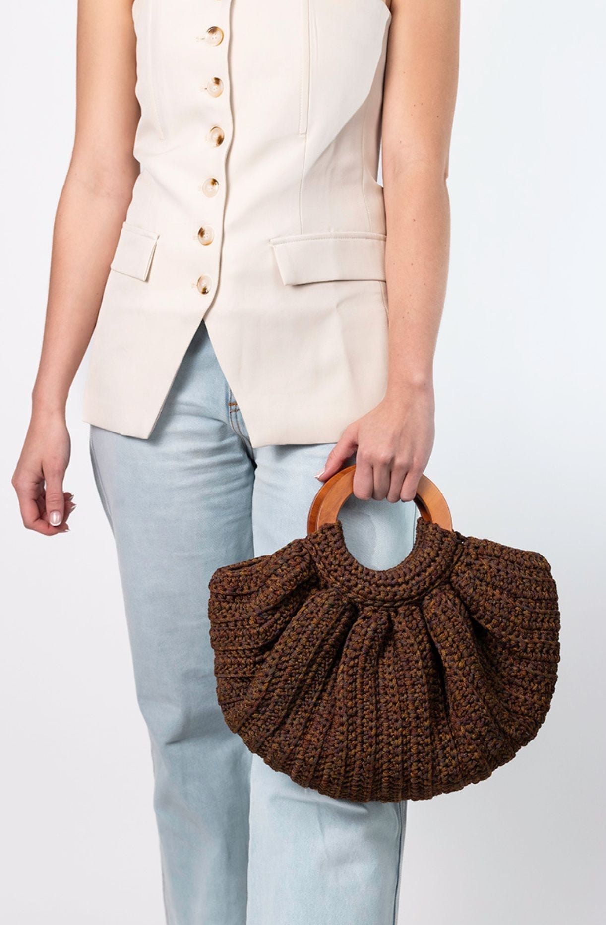 Bolso artesanal con alma de madera natural y elegancia atemporal Bags & Luggage - Women's Bags - Top - Handle Bags | Zulter VIP .