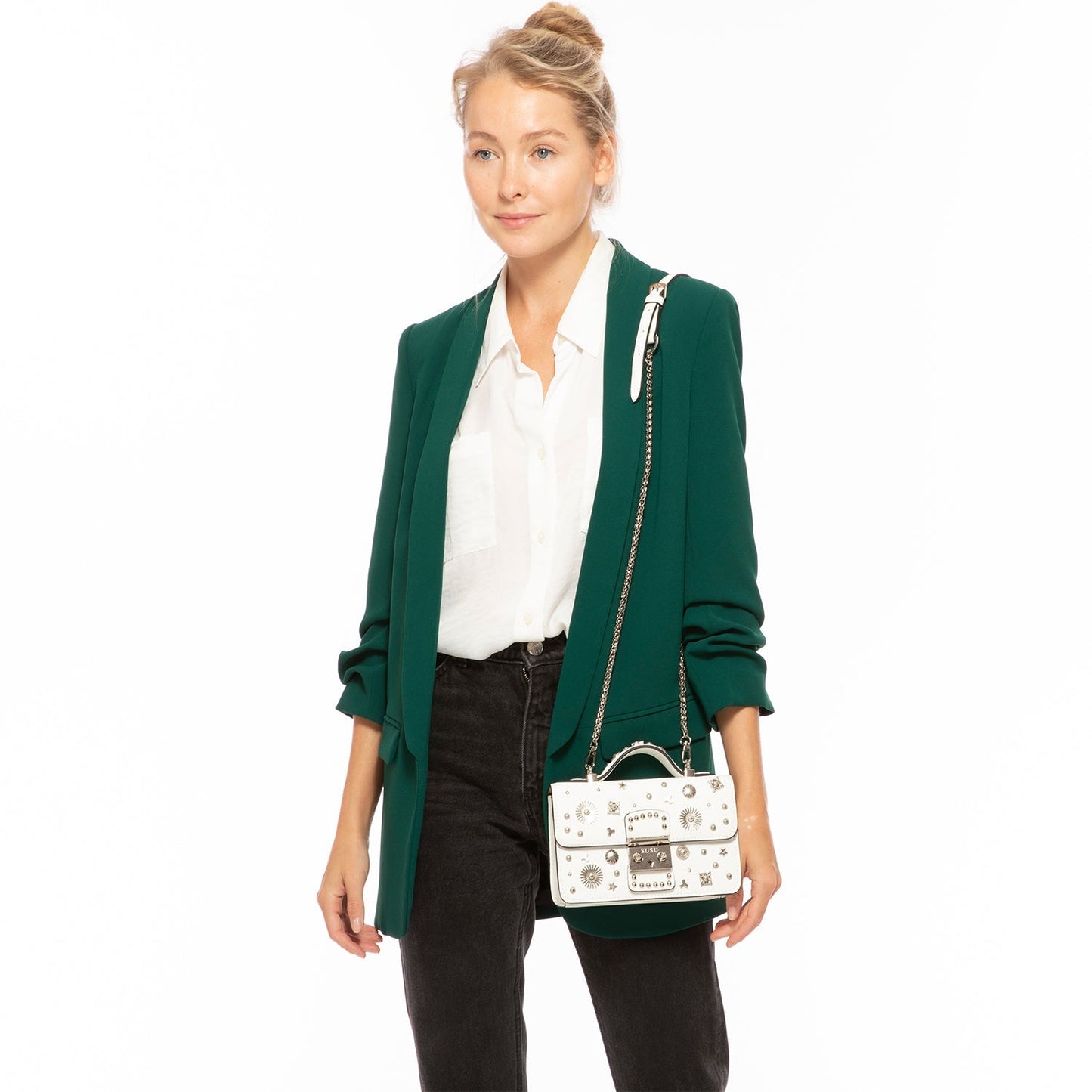 Bolso bandolera pequeño de piel blanca elegante con detalles metálicos Bags & Luggage - Women's Bags - Crossbody Bags | Zulter VIP .