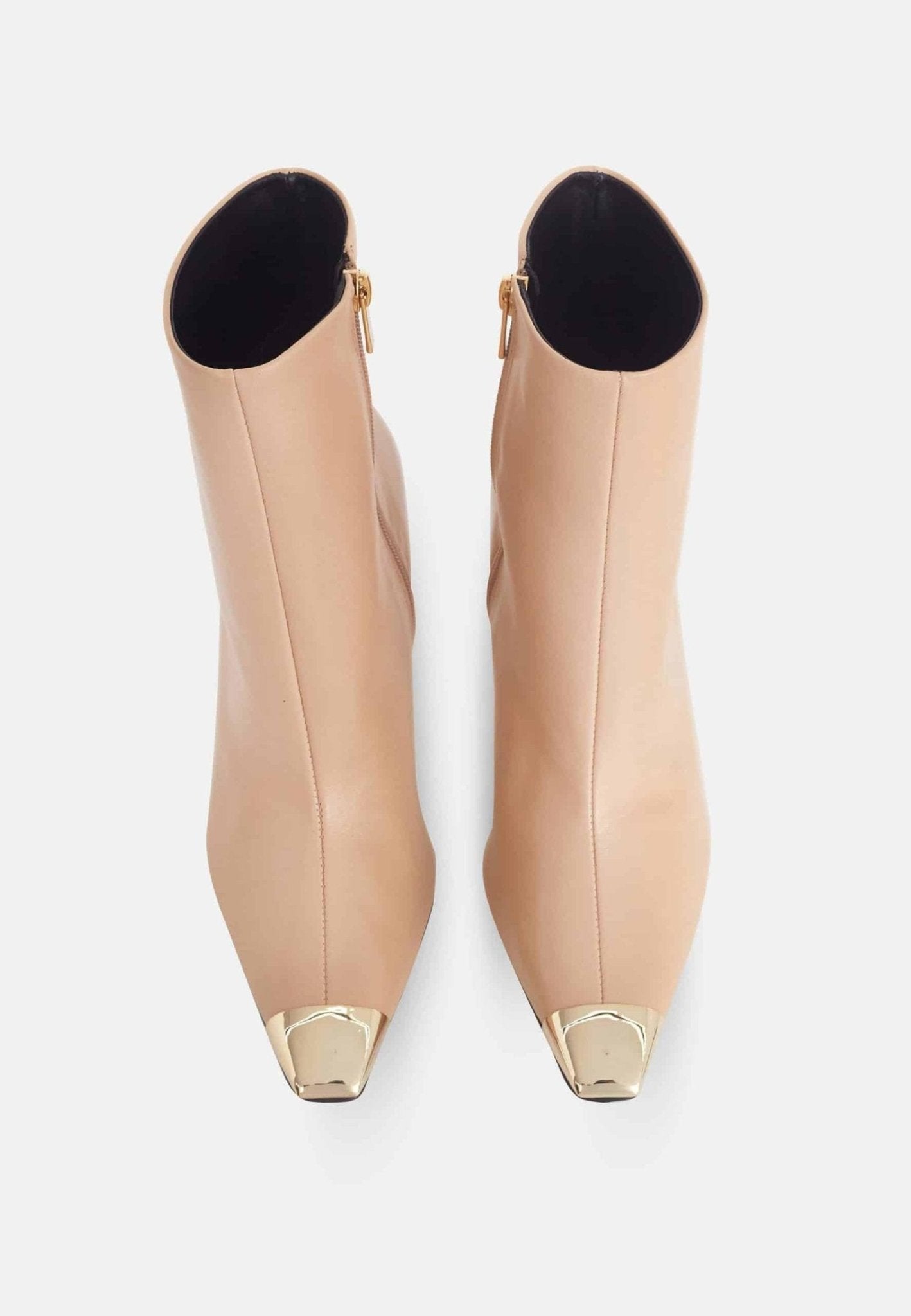 Botines de Piel de Becerro Beige — Elegancia Natural y Altura Sofisticada Women's Fashion - Women's Shoes - Women's Boots | Zulter VIP
