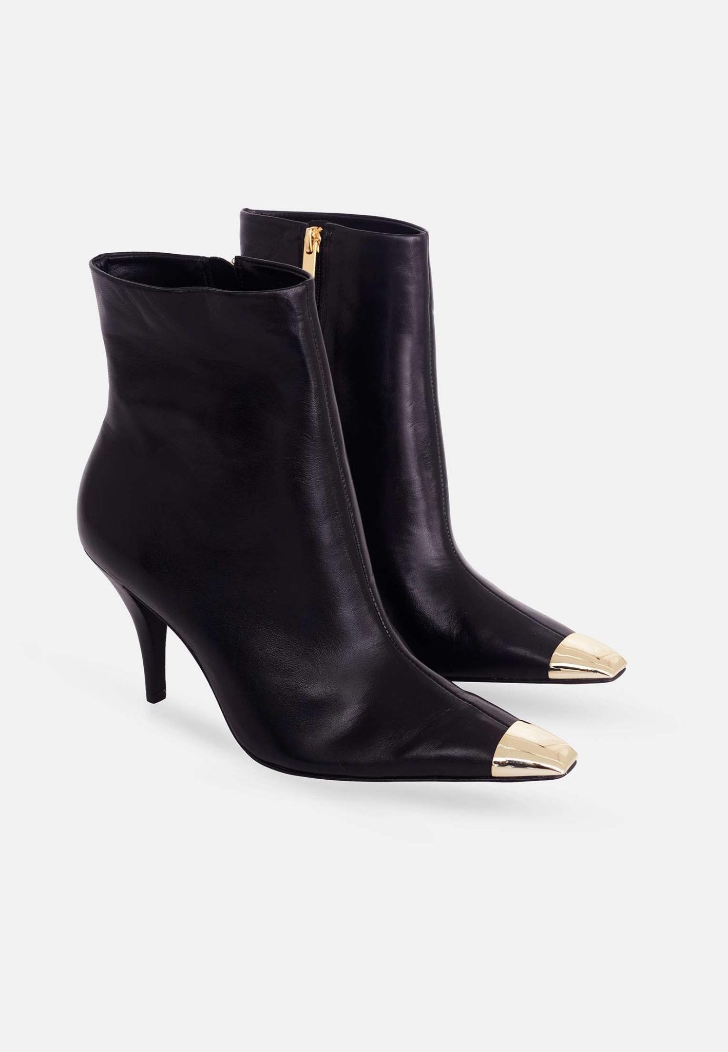 Botines de Piel de Becerro Beige — Elegancia Natural y Altura Sofisticada Women's Fashion - Women's Shoes - Women's Boots | Zulter VIP