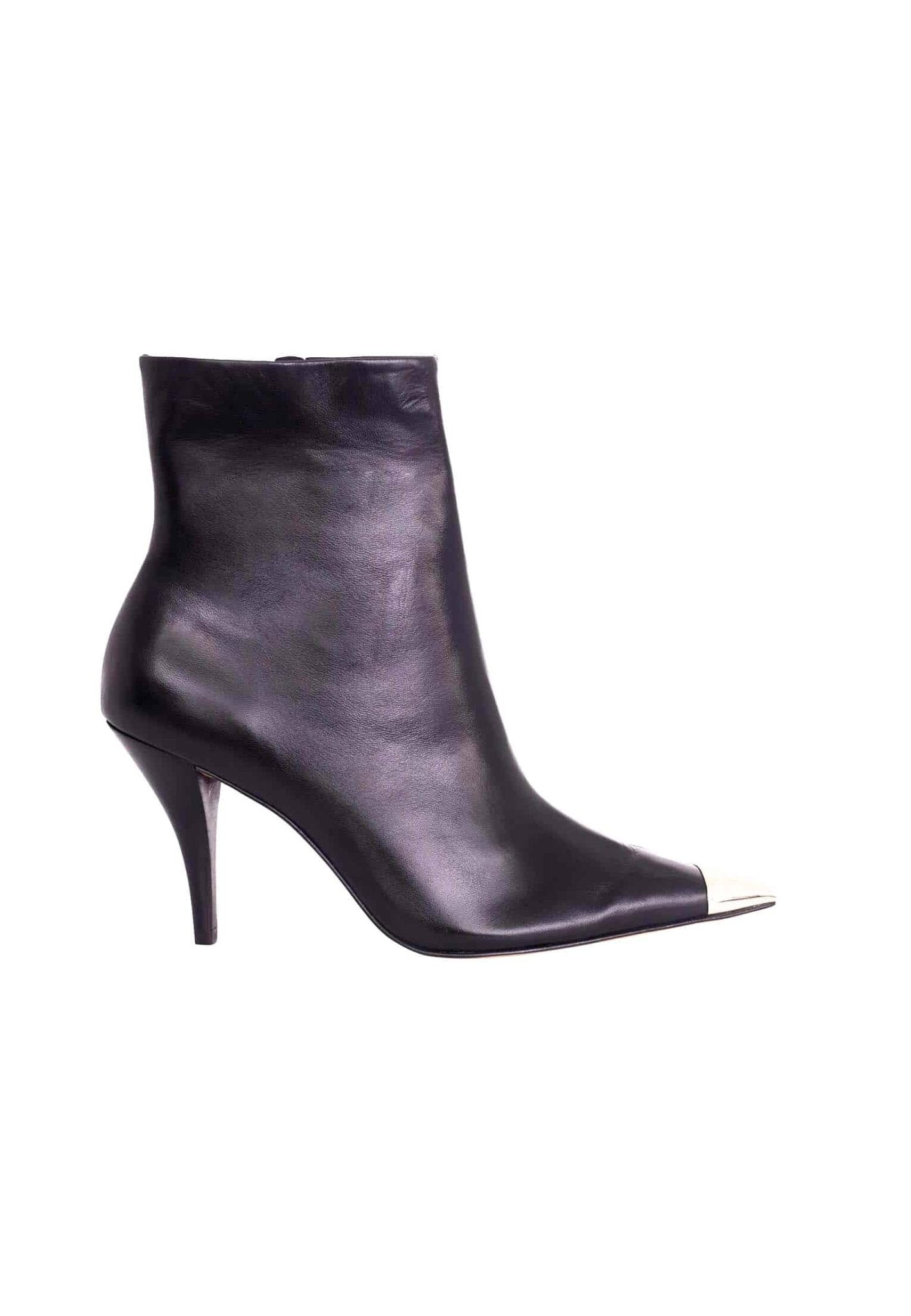 Botines de Piel de Becerro Beige — Elegancia Natural y Altura Sofisticada Women's Fashion - Women's Shoes - Women's Boots | Zulter VIP