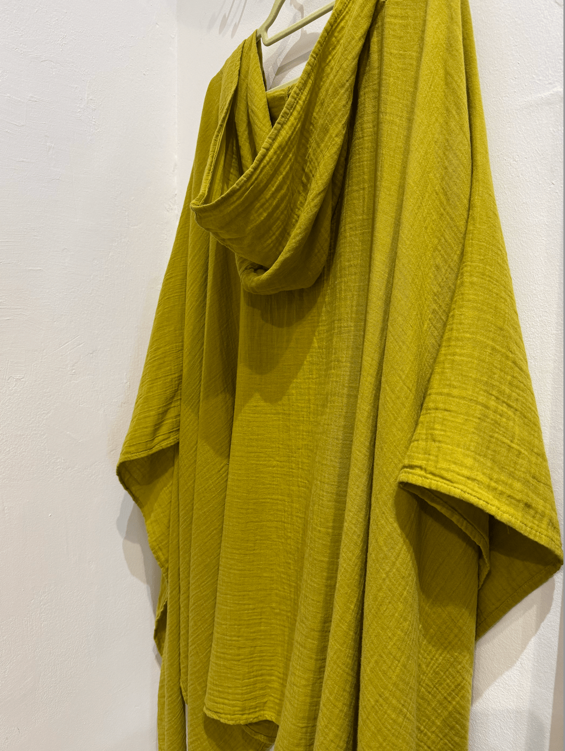 Caftán Nómada de Algodón 100% – Estilo Bohemio, Ligero y Atemporal Women's Fashion - Women's Clothing - Hoodies & Sweatshirts | Zulter VIP