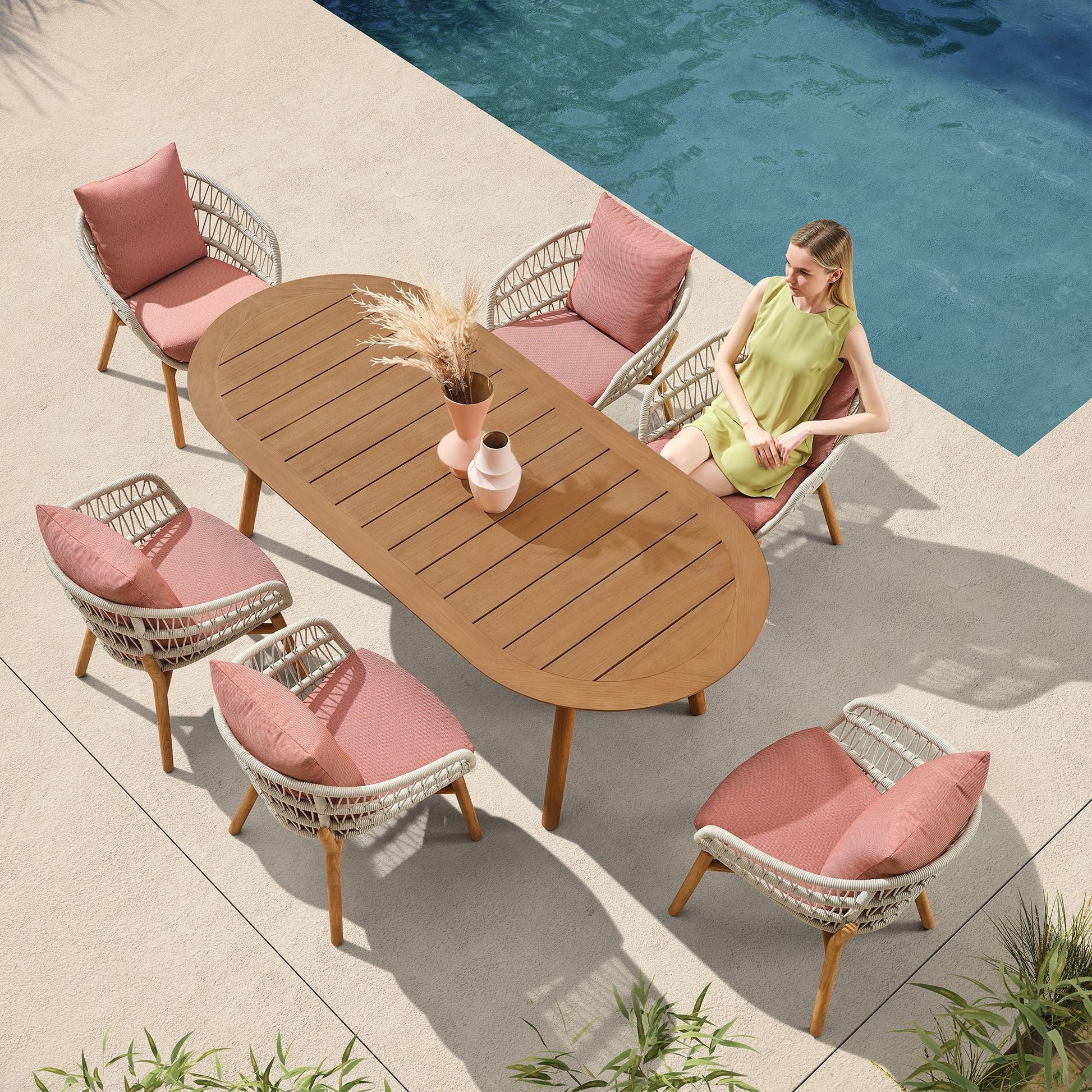 Comedor exterior de teca maciza para 7 personas con diseño cálido y cojines premium Home & Garden - Furniture - Outdoor Furniture - Garden Sets | Zulter VIP .