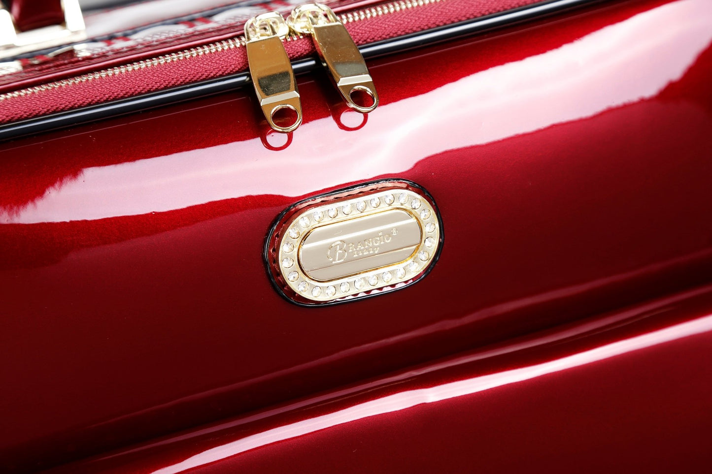 Conjunto Premium de 3 Piezas Euro Moda – Equipaje Ligero Bags & Luggage - Women's Bags - Crossbody Bags | Zulter VIP .