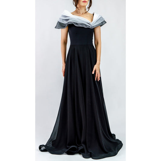 Elegancia de Seda Esculpida en Negro Women's Fashion - Weddings & Events - Evening Dresses | Zulter VIP .